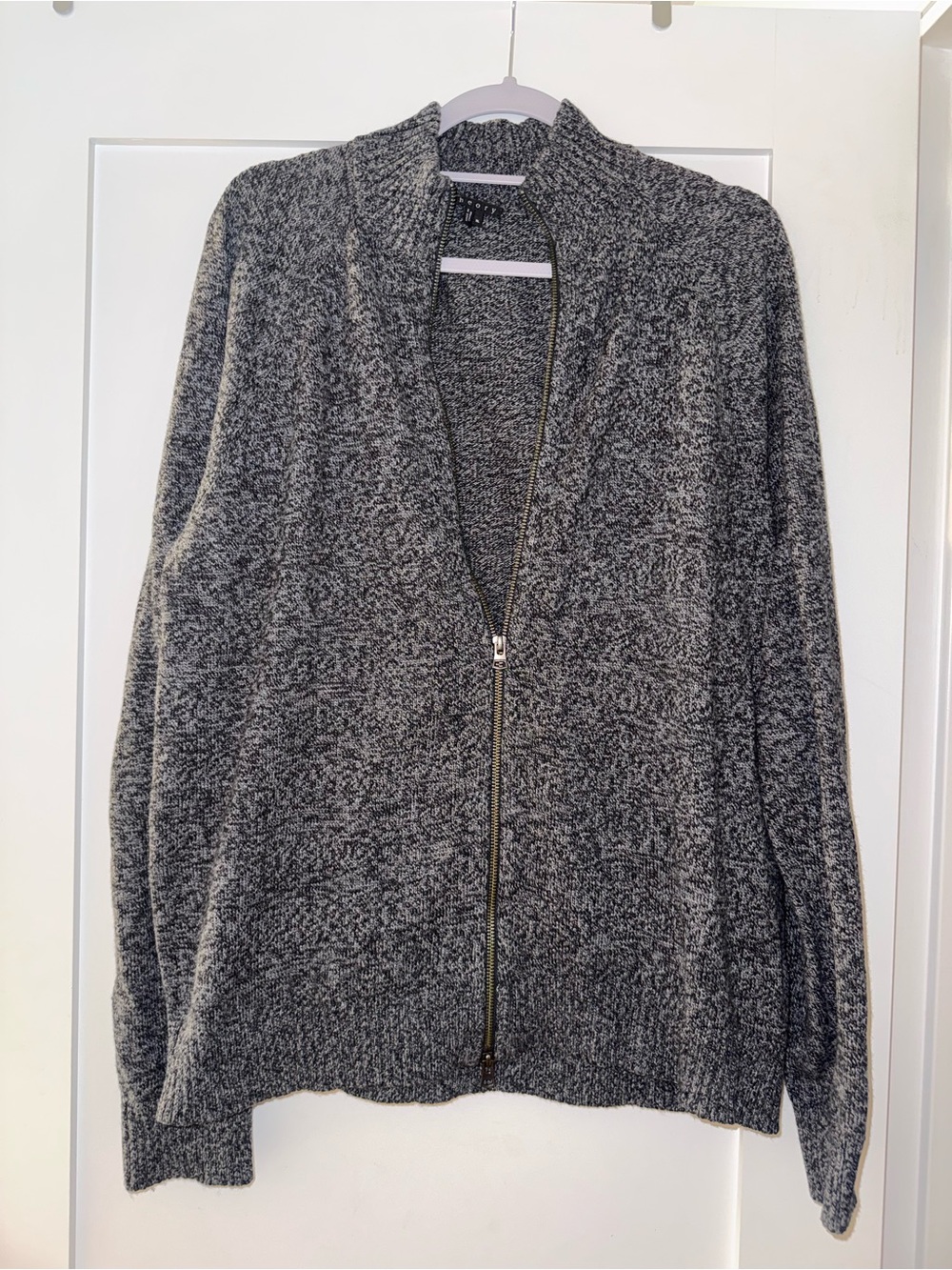 Theory Men’s XL Gray long sleeve Zip sweater